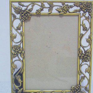 *Connoisseur Victorian Inspired Ornate Pewter Roses and Vines Motif